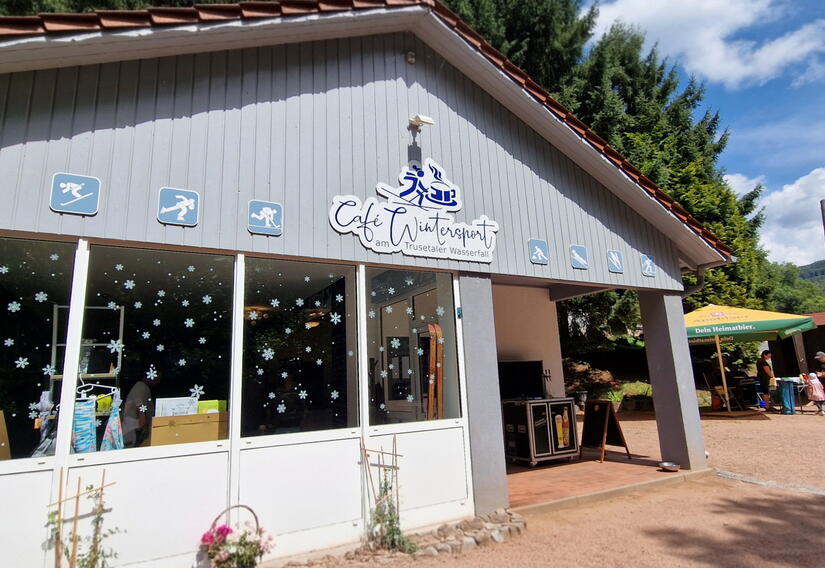 Cafe Wintersport Eingangsbereich